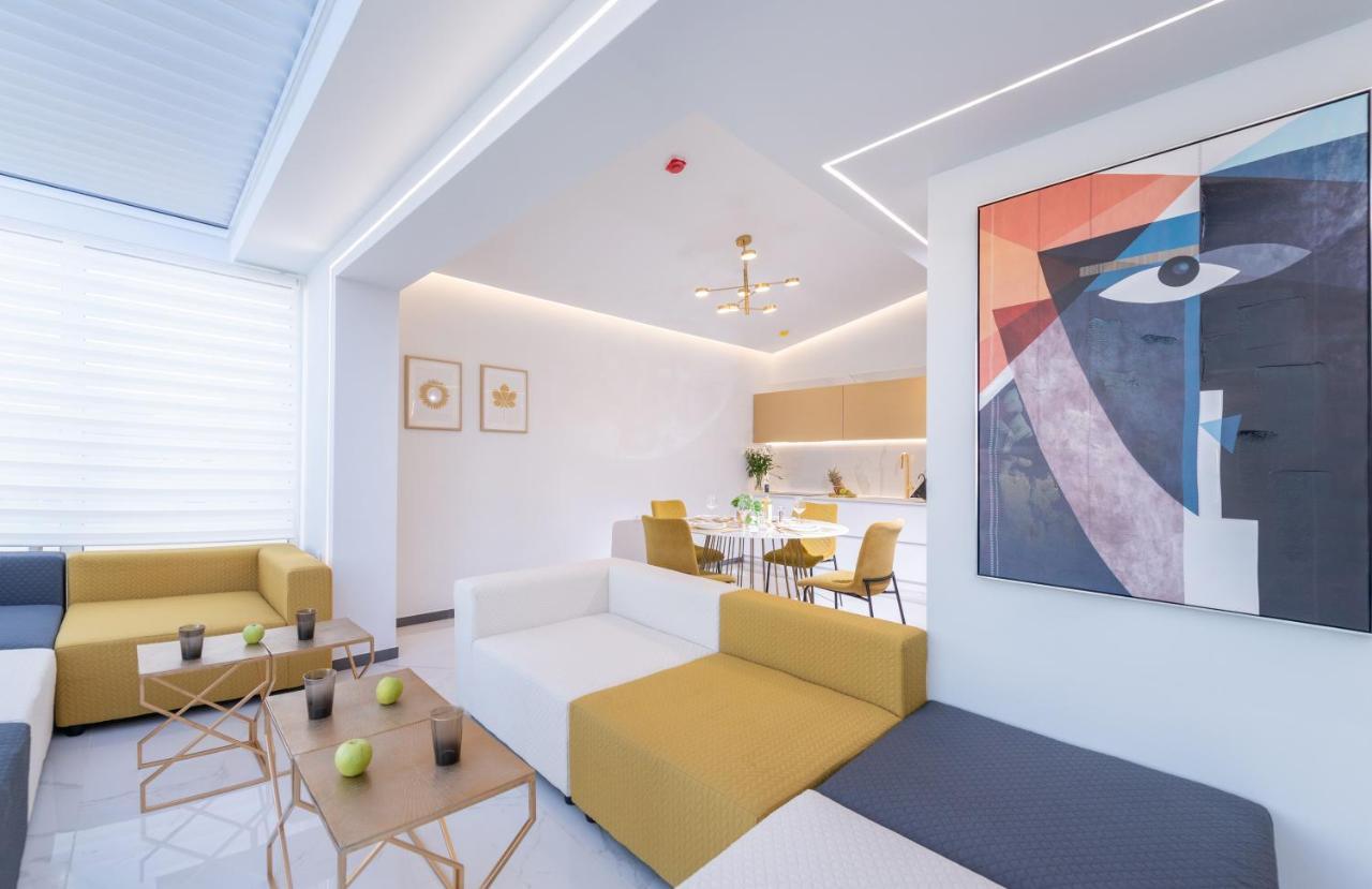 H Experience Spectacular Rooftop Loft Heraklion  Bagian luar foto