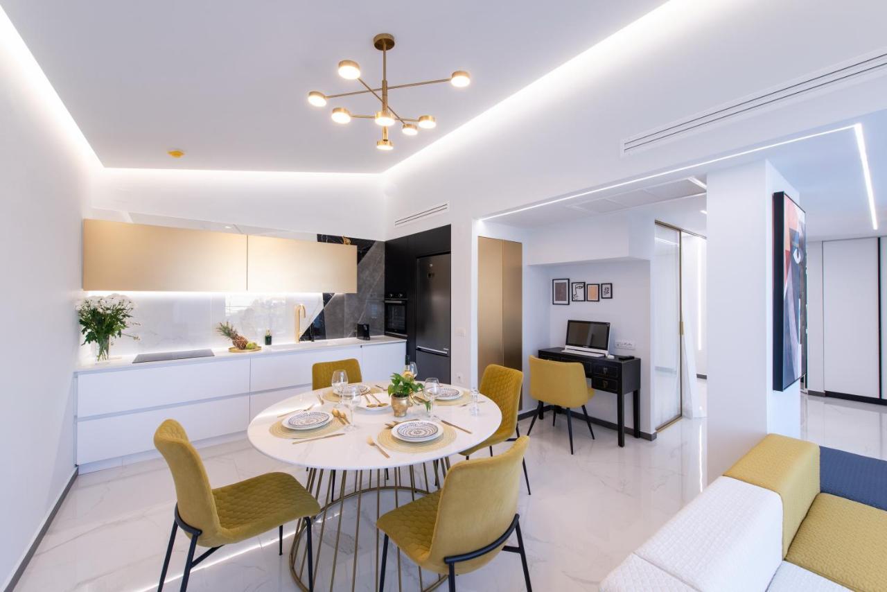H Experience Spectacular Rooftop Loft Heraklion  Bagian luar foto