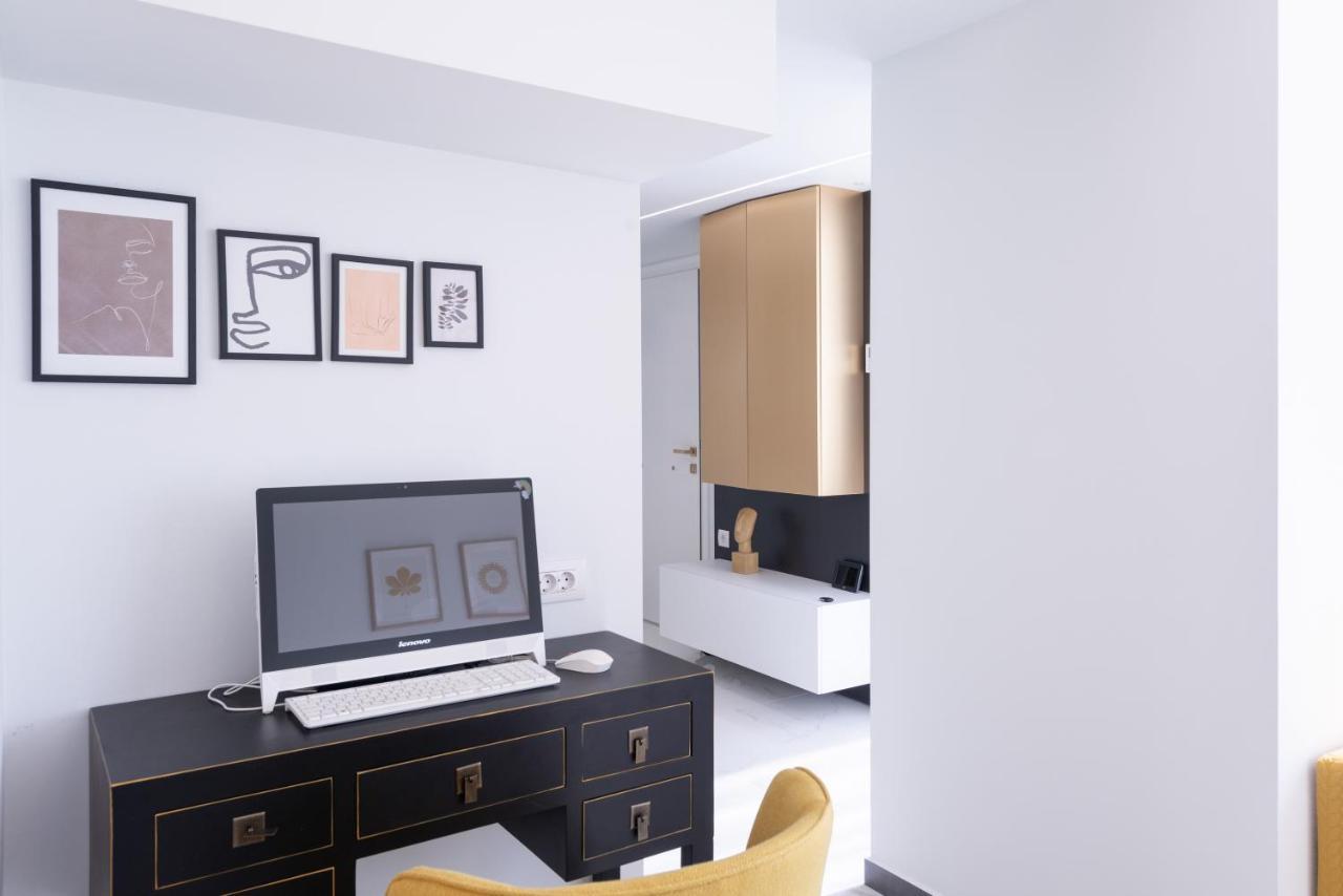 H Experience Spectacular Rooftop Loft Heraklion  Bagian luar foto