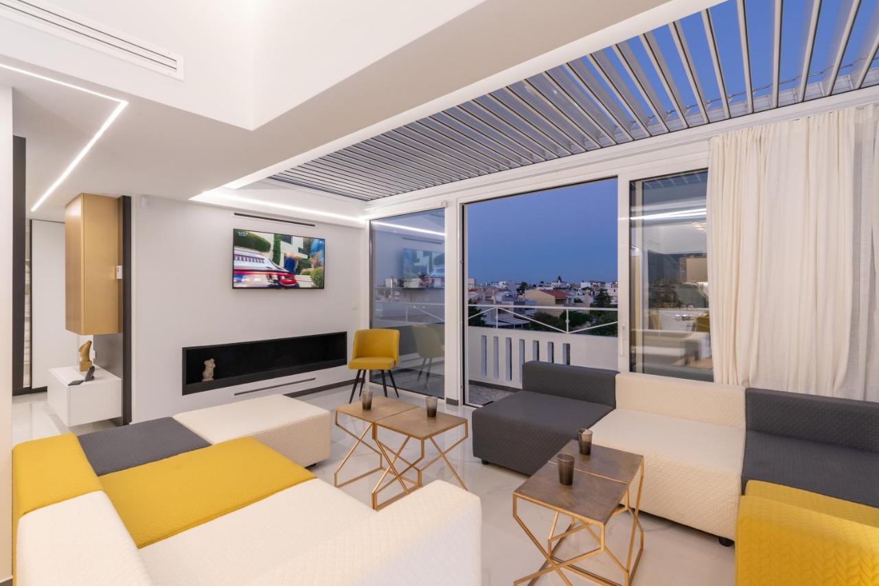 H Experience Spectacular Rooftop Loft Heraklion  Bagian luar foto